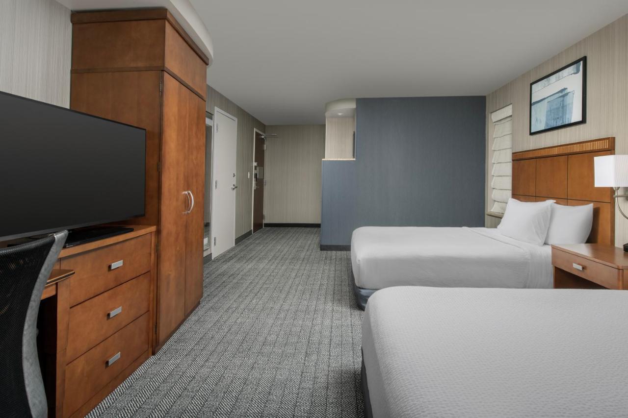 Courtyard By Marriott Seattle Kirkland Otel Dış mekan fotoğraf
