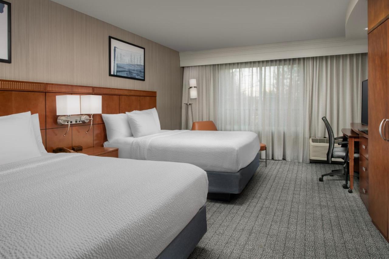 Courtyard By Marriott Seattle Kirkland Otel Dış mekan fotoğraf
