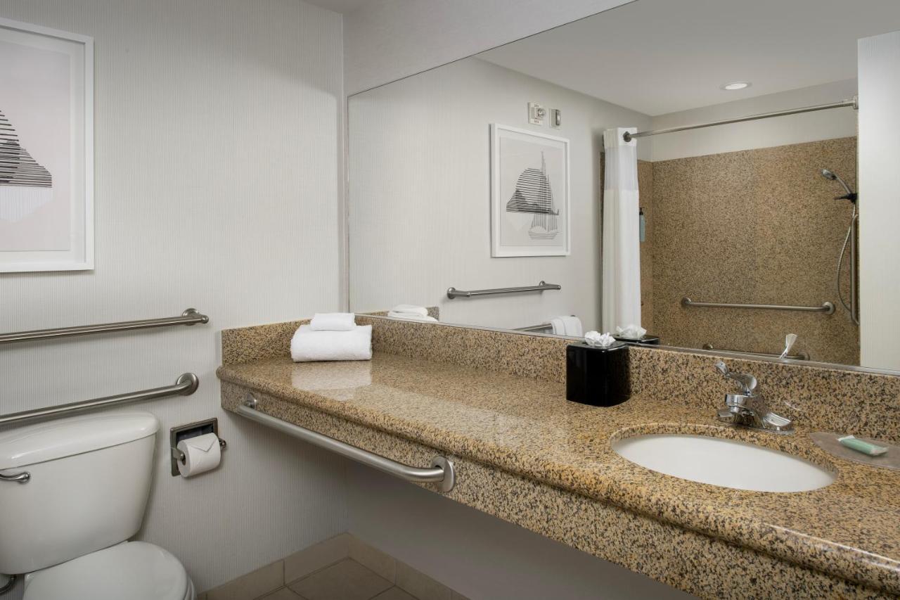 Courtyard By Marriott Seattle Kirkland Otel Dış mekan fotoğraf