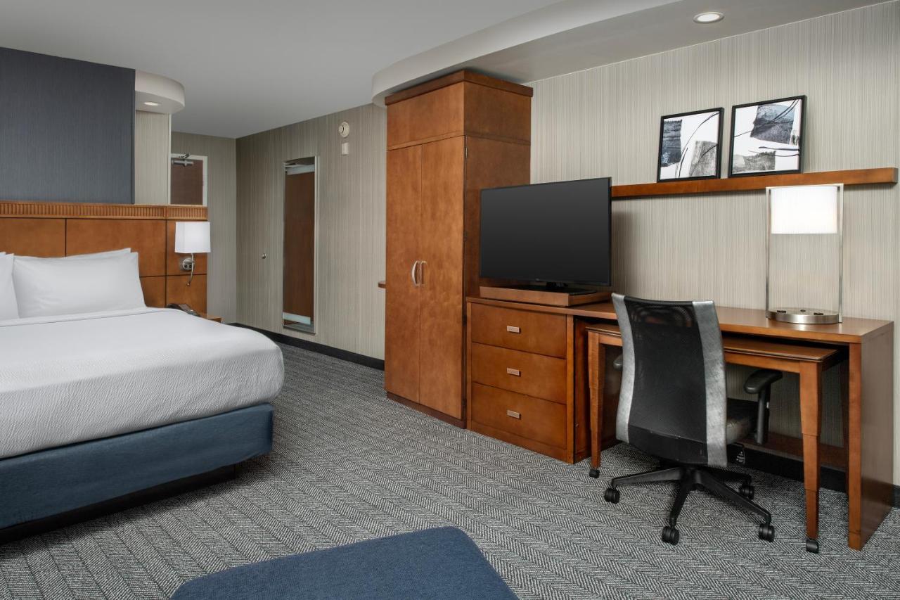 Courtyard By Marriott Seattle Kirkland Otel Dış mekan fotoğraf