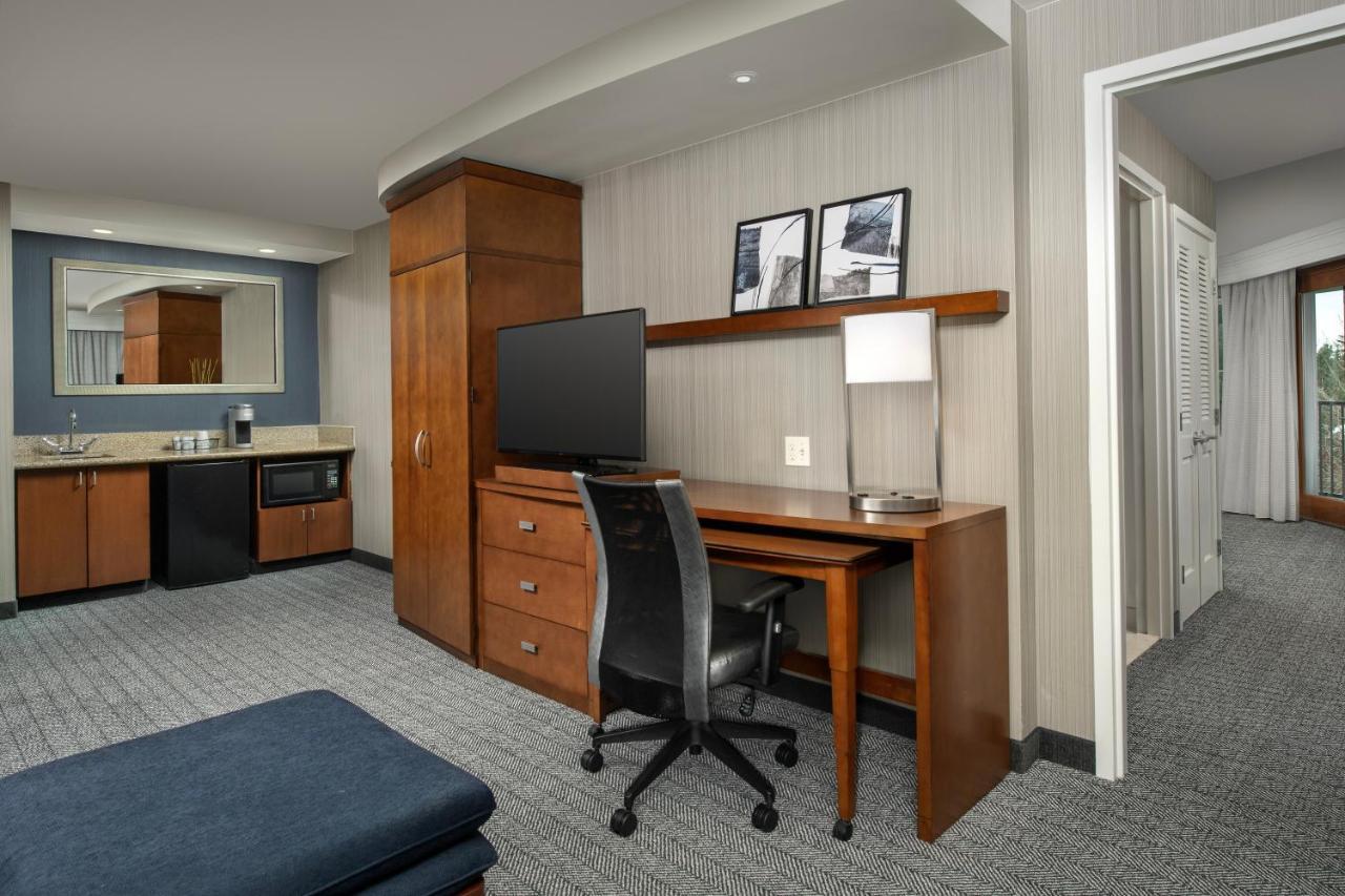 Courtyard By Marriott Seattle Kirkland Otel Dış mekan fotoğraf