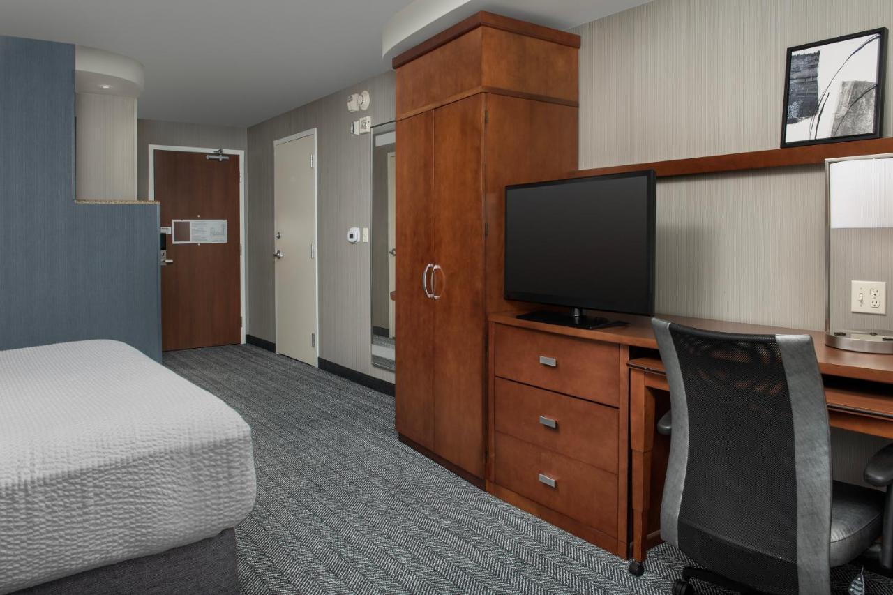 Courtyard By Marriott Seattle Kirkland Otel Dış mekan fotoğraf