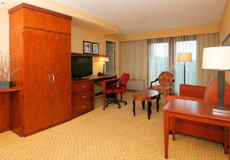 Courtyard By Marriott Seattle Kirkland Otel Oda fotoğraf